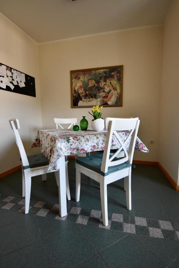 Ferienwohnung Eifelmittendrin Waxweiler Buitenkant foto