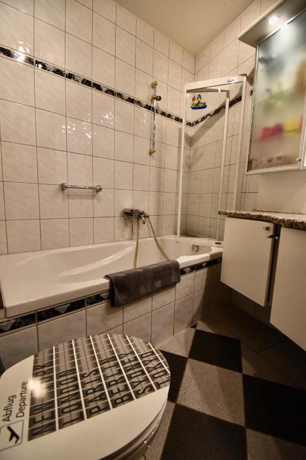 Ferienwohnung Eifelmittendrin Waxweiler Buitenkant foto