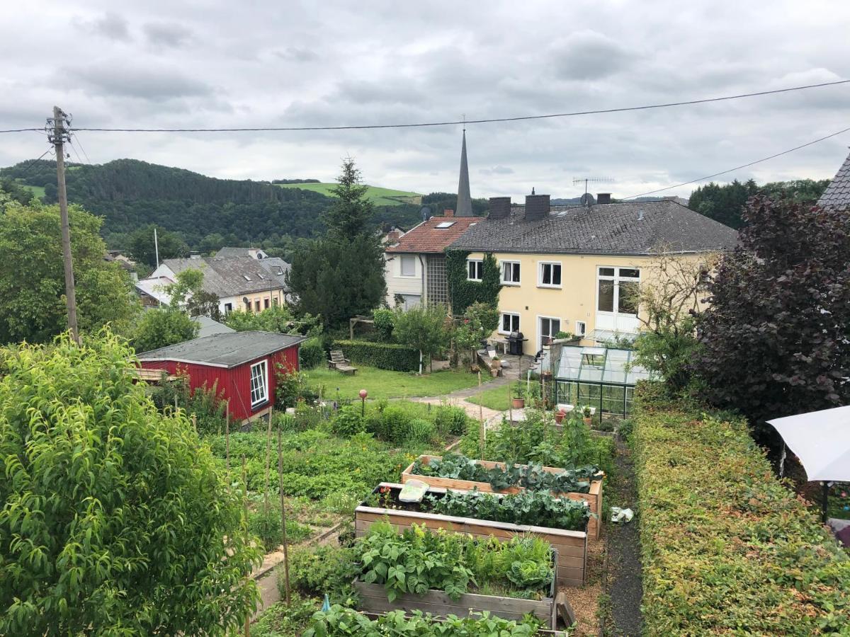 Ferienwohnung Eifelmittendrin Waxweiler Buitenkant foto