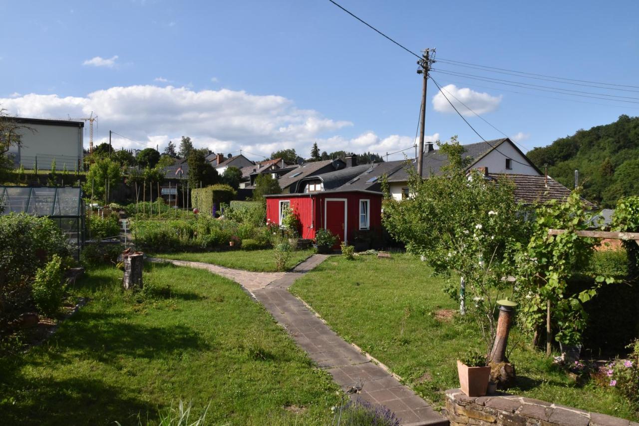 Ferienwohnung Eifelmittendrin Waxweiler Buitenkant foto